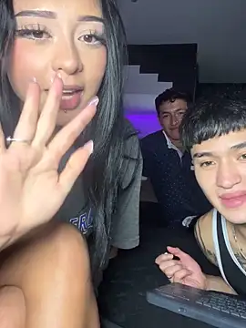 myc hot online show from November 14, 2025, 10:29 pm