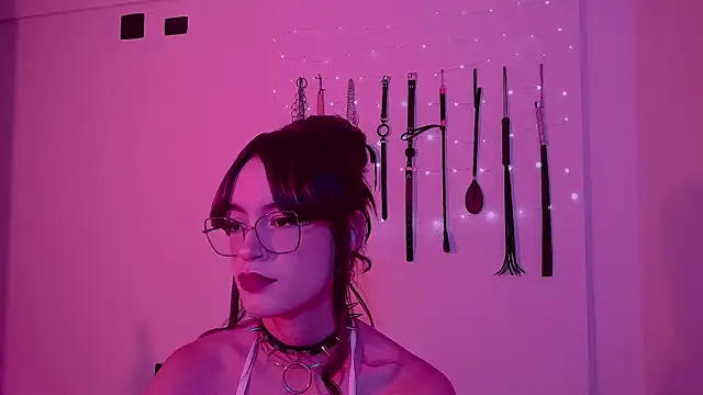 Snapshot of nina_kink chatting on May 23, 2026, 9:41 pm nina kink online show from May 23, 2026, 9:41 pm