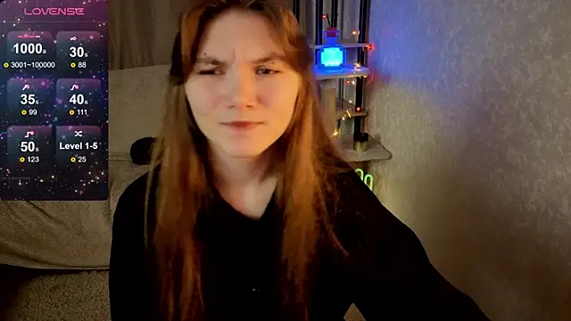 Snapshot of Nika_OMG chatting on November 16, 2025, 8:25 pm Nika OMG online show from November 16, 2025, 8:25 pm