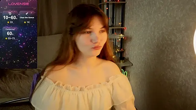 Snapshot of Nika_OMG chatting on November 24, 2025, 8:08 pm Nika OMG online show from November 24, 2025, 8:08 pm