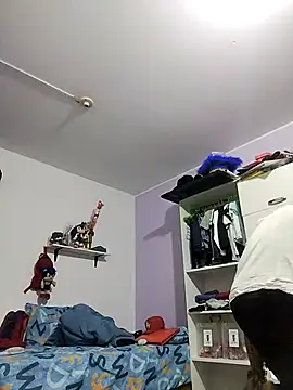 Snapshot of Lale-Adrian chatting on December 17, 2025, 11:55 pm Lale-Adrian online show from December 17, 2025, 11:55 pm