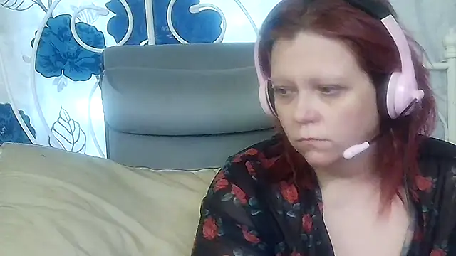 g0lden are0las89 online show from March 22, 2026, 8:45 pm