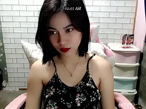 Rainea149 online show from February 22, 2026, 4:05 pm