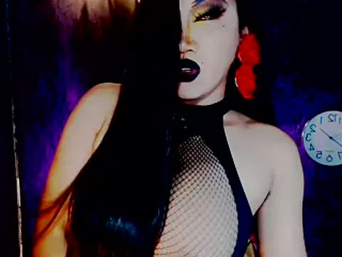 Snapshot of Mistress4fun chatting on November 16, 2025, 5:40 pm Mistress4fun online show from November 16, 2025, 5:40 pm