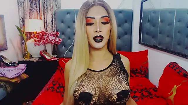 Snapshot of Mistress4fun chatting on January 7, 2026, 9:17 pm Mistress4fun online show from January 7, 2026, 9:17 pm