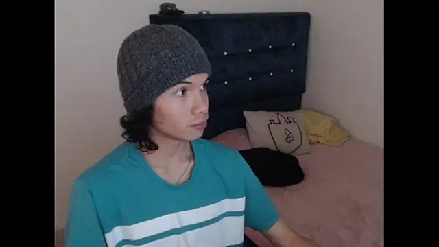 Xoxo Smiles online show from September 19, 2025, 3:24 pm