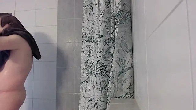 Snapshot of Hijuga chatting on April 11, 2026, 11:03 am Hijuga online show from April 11, 2026, 11:03 am