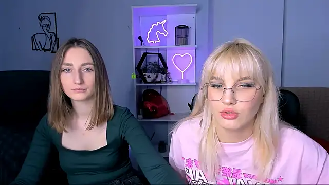 Snapshot of eva_smiith_ chatting on November 6, 2025, 6:47 am eva smiith online show from November 6, 2025, 6:47 am