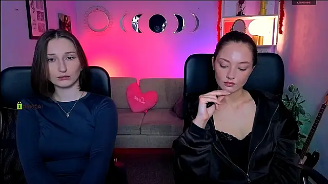 Snapshot of eva_smiith_ chatting on June 3, 2026, 5:43 am eva smiith online show from June 3, 2026, 5:43 am