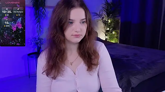 Ashley Glen online show from October 18, 2025, 7:53 am