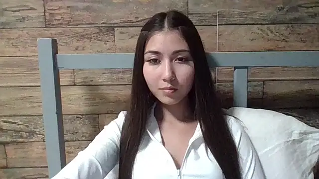 Virginia Hicks online show from October 1, 2025, 6:58 pm