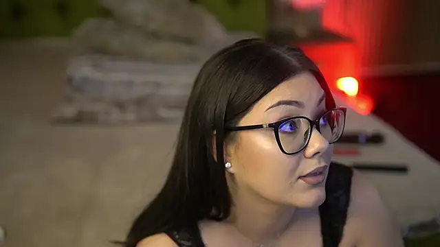 OliviaNoir online show from September 24, 2025, 3:48 pm