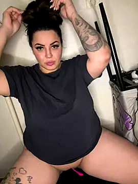 Snapshot of sexybunny18255 chatting on January 5, 2026, 8:56 pm sexybunny18255 online show from January 5, 2026, 8:56 pm