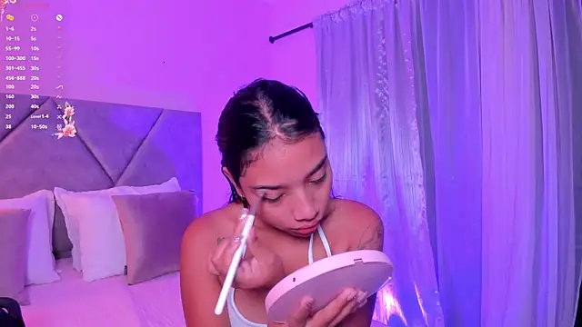 MissPocahontass online show from September 9, 2025, 11:21 am