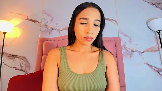 Snapshot of AlyaThompson chatting on June 19, 2026, 4:17 am AlyaThompson online show from June 19, 2026, 4:17 am