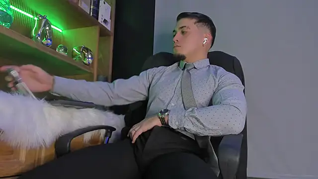 Gael williams1 online show from September 10, 2025, 7:14 pm