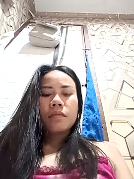 sexhot 22 online show from May 7, 2026, 9:42 pm