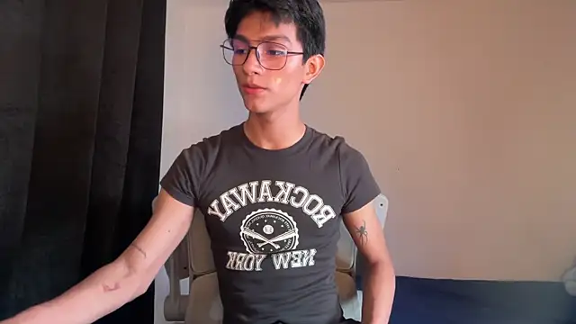 Angel bunny2 online show from November 8, 2025, 3:29 am