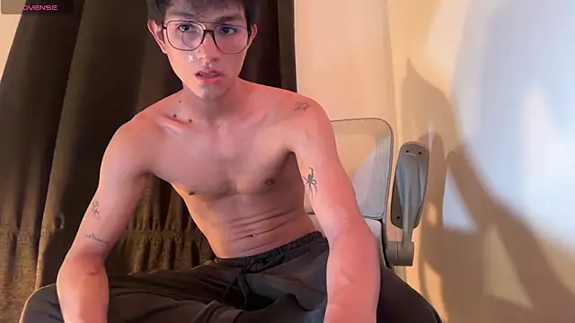 Angel bunny2 online show from November 27, 2025, 4:25 am