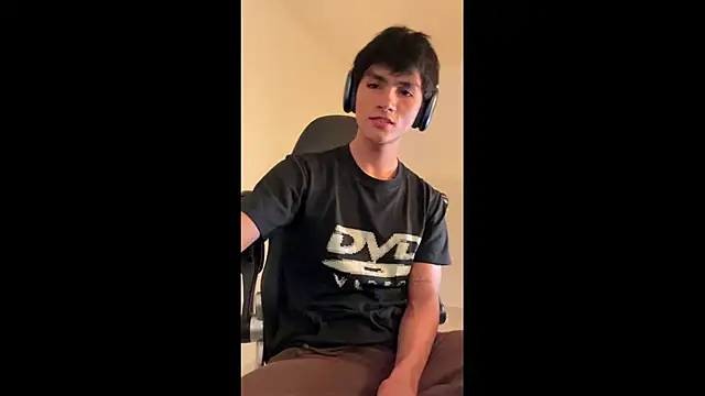 Angel bunny2 online show from February 6, 2026, 5:12 am