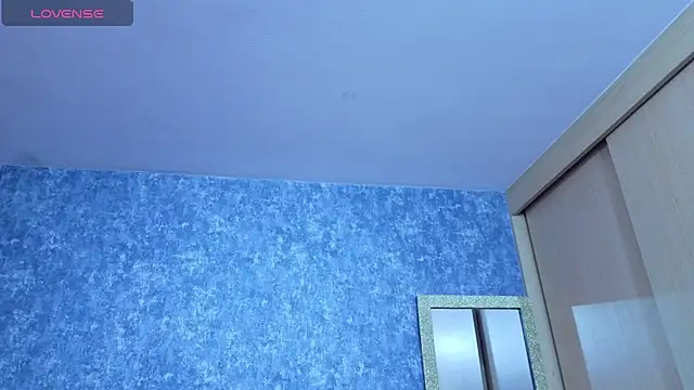 yulissa girls online show from September 21, 2025, 4:30 pm