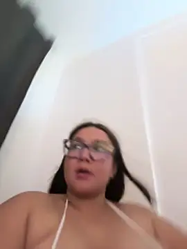 Kyleighc online show from May 15, 2026, 11:34 pm