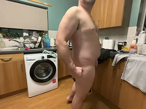 Snapshot of Dilfcam101 chatting on February 8, 2026, 8:45 pm Dilfcam101 online show from February 8, 2026, 8:45 pm