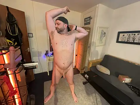 Dilfcam101 online show from March 9, 2026, 8:40 am