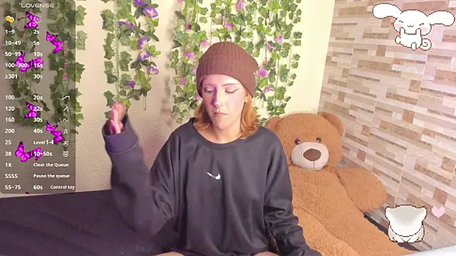 Amy Moonlight online show from March 2, 2026, 10:05 pm