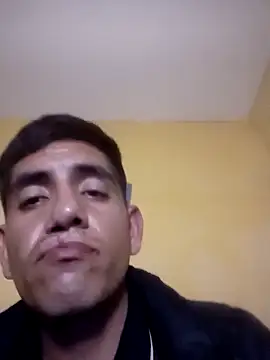 Snapshot of LosCabos1010 chatting on December 16, 2025, 9:25 am LosCabos1010 online show from December 16, 2025, 9:25 am