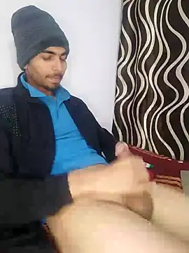 Snapshot of Sweetfucker_ chatting on December 5, 2025, 8:34 am Sweetfucker online show from December 5, 2025, 8:34 am