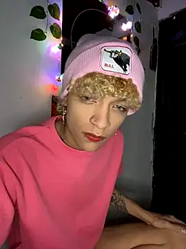 Bryan ale22 online show from October 6, 2025, 5:49 am