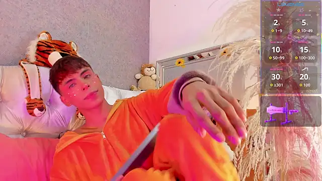 Snapshot of PrincePoppy chatting on September 8, 2025, 8:30 pm PrincePoppy online show from September 8, 2025, 8:30 pm