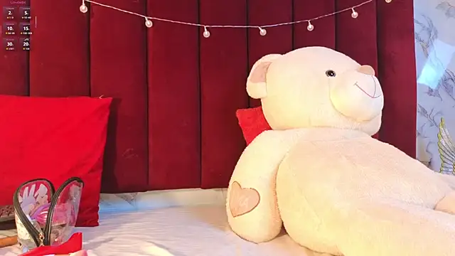 Snapshot of PrincePoppy chatting on October 25, 2025, 8:36 pm PrincePoppy online show from October 25, 2025, 8:36 pm