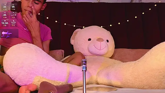 Snapshot of PrincePoppy chatting on November 22, 2025, 11:04 pm PrincePoppy online show from November 22, 2025, 11:04 pm