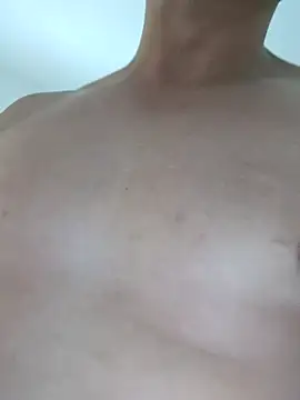 Bradd 32 online show from December 20, 2025, 5:09 pm