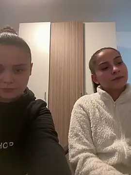 Snapshot of FemmeAffair chatting on February 1, 2026, 2:15 pm FemmeAffair online show from February 1, 2026, 2:15 pm