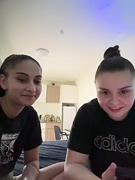 Snapshot of FemmeAffair chatting on February 6, 2026, 8:23 pm FemmeAffair online show from February 6, 2026, 8:23 pm