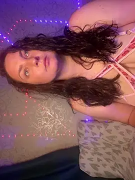 Unknown model online show from September 10, 2025, 7:58 pm