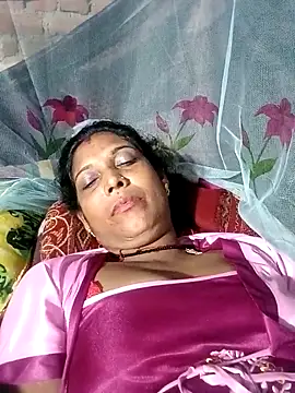 Savita992 online show from October 30, 2025, 9:37 pm