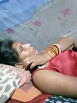 Savita992 online show from May 17, 2026, 7:10 pm
