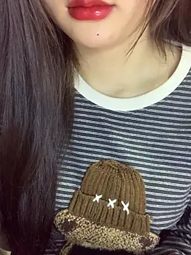 Linhtruong  online show from January 11, 2026, 4:28 am