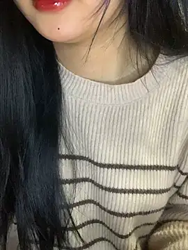 Linhtruong  online show from February 12, 2026, 3:34 am