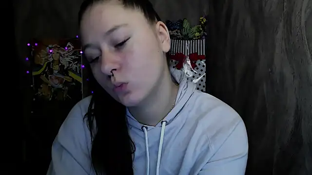 Linda S  online show from November 11, 2025, 4:18 pm