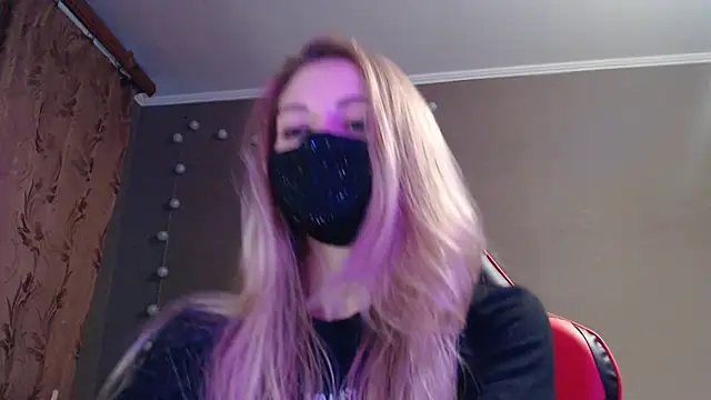 Snapshot of Iris_lave chatting on October 14, 2025, 3:13 pm Iris lave online show from October 14, 2025, 3:13 pm