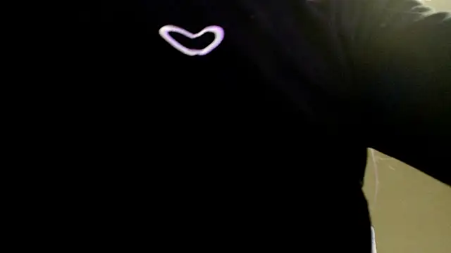 Snapshot of Iris_lave chatting on February 8, 2026, 3:04 pm Iris lave online show from February 8, 2026, 3:04 pm