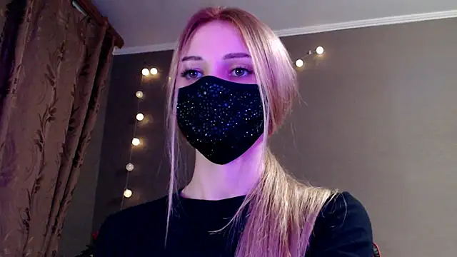 Snapshot of Iris_lave chatting on February 12, 2026, 6:58 pm Iris lave online show from February 12, 2026, 6:58 pm