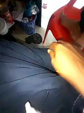 hackyourpussyxh online show from November 25, 2025, 2:11 am