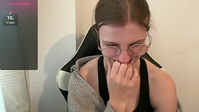 BustyKellyXXX online show from November 14, 2025, 10:14 am