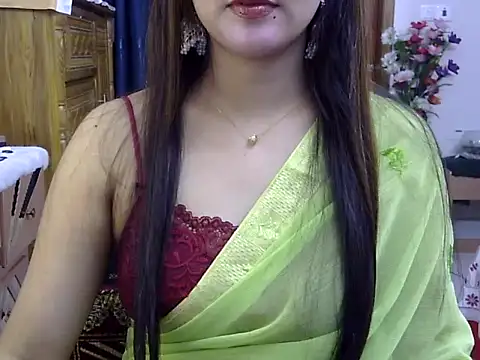 Snapshot of Obonti_2000 chatting on December 4, 2025, 4:38 pm Obonti 2000 online show from December 4, 2025, 4:38 pm